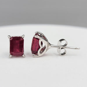 Real Garnet Heart Stud Earrings - Uniquelan Jewelry