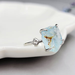 Raw Blue Topaz Ring - Uniquelan Jewelry