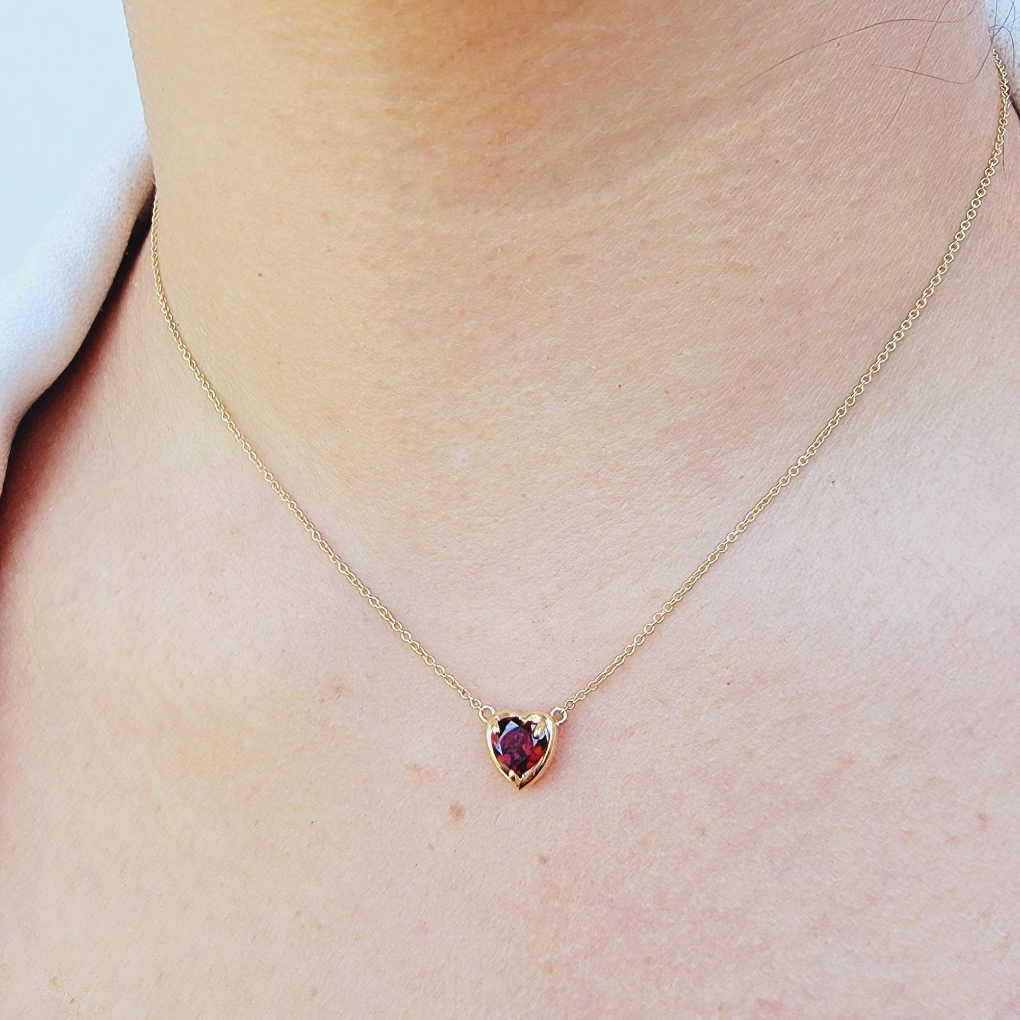 18k Gold Real Garnet Heart Necklace - Uniquelan Jewelry