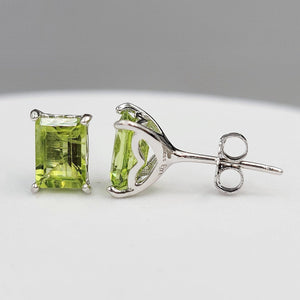 Real Peridot Heart Stud Earrings - Uniquelan Jewelry