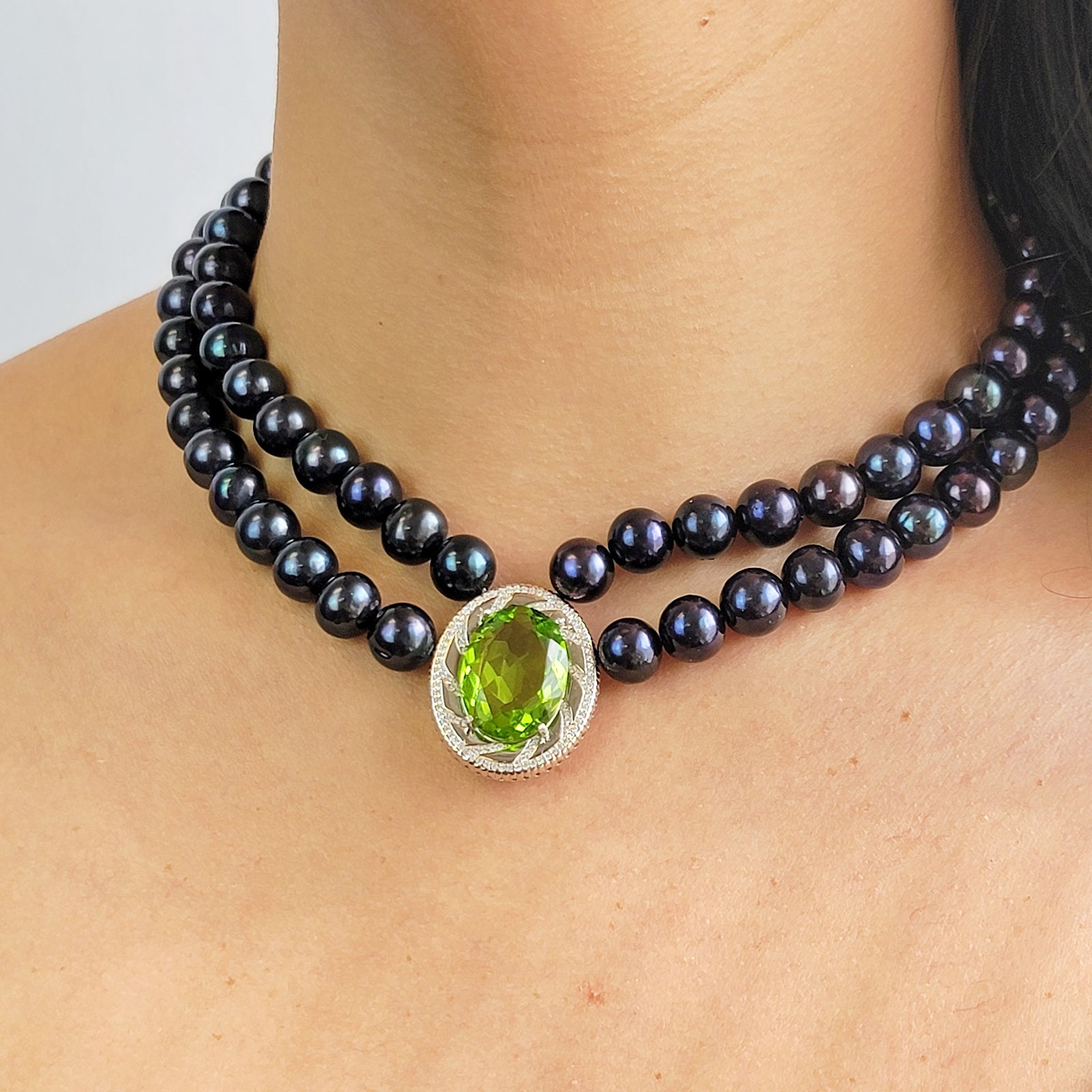 Green Peridot and Pearl Necklace