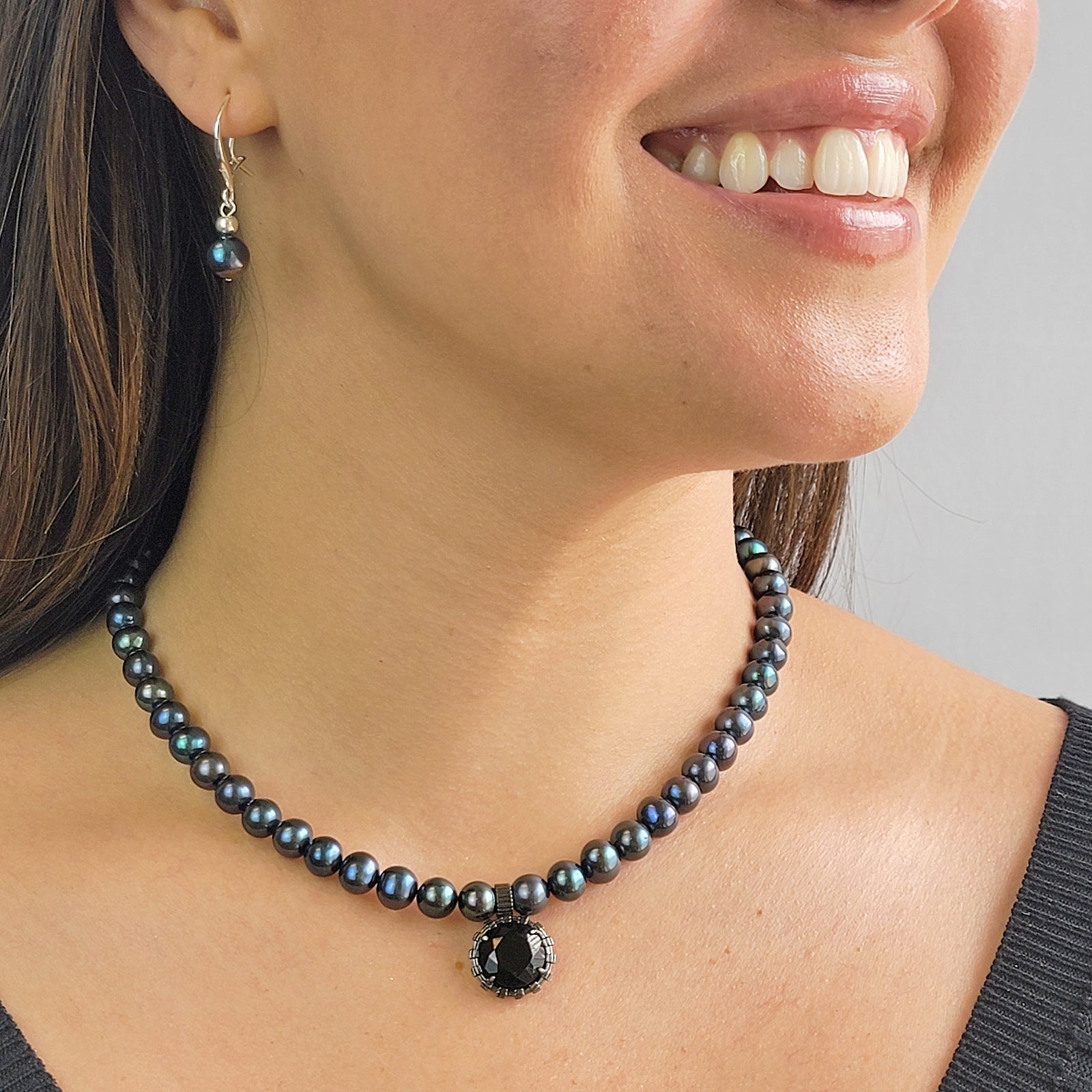 Real Pearl and Onyx Jewelry Set