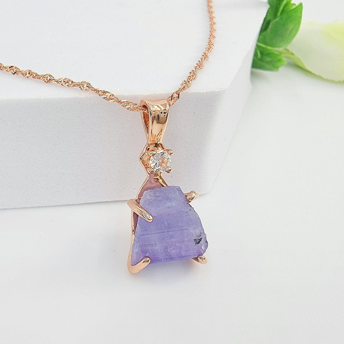 Raw Blue Tanzanite Necklace - Uniquelan Jewelry