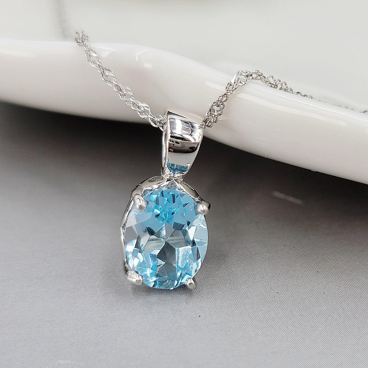Natural Topaz Heart Necklace - Uniquelan Jewelry
