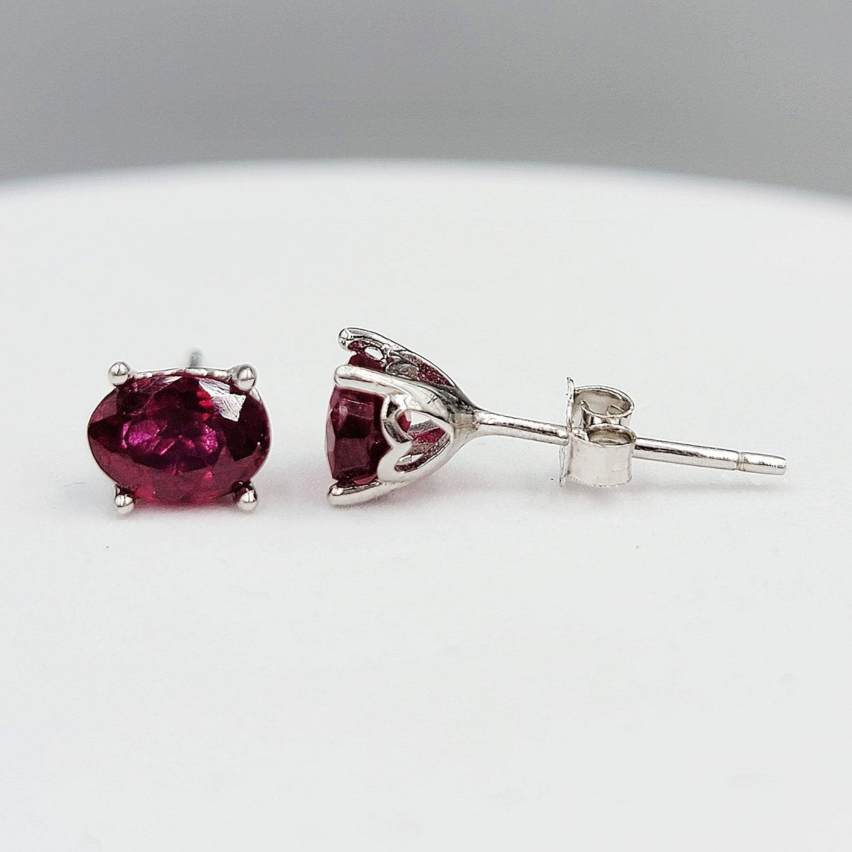 Authentic Oval Garnet Heart Earrings - Uniquelan Jewelry