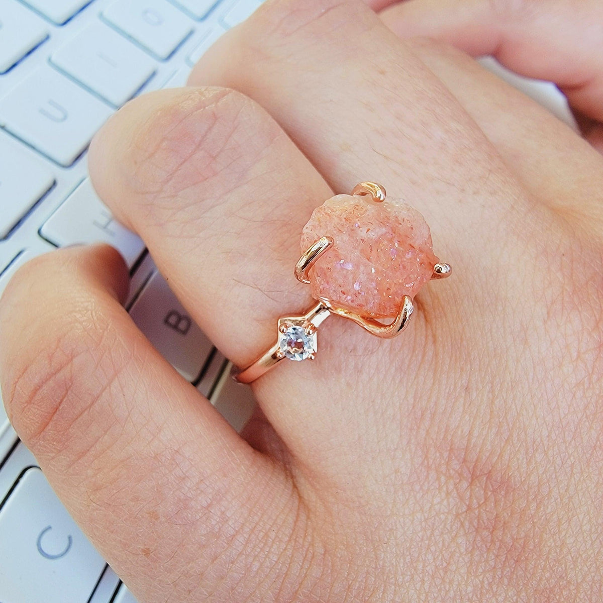 Raw Sunstone Crystal Ring - Uniquelan Jewelry