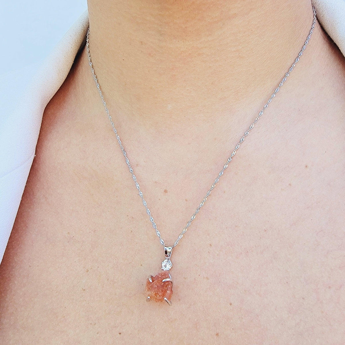 Raw Flashy Sunstone Crystal Necklace - Uniquelan Jewelry
