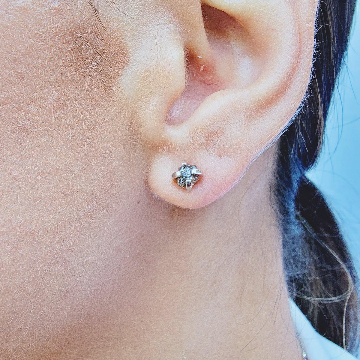 Natural Raw 4mm Diamond Stud Earrings - Uniquelan Jewelry
