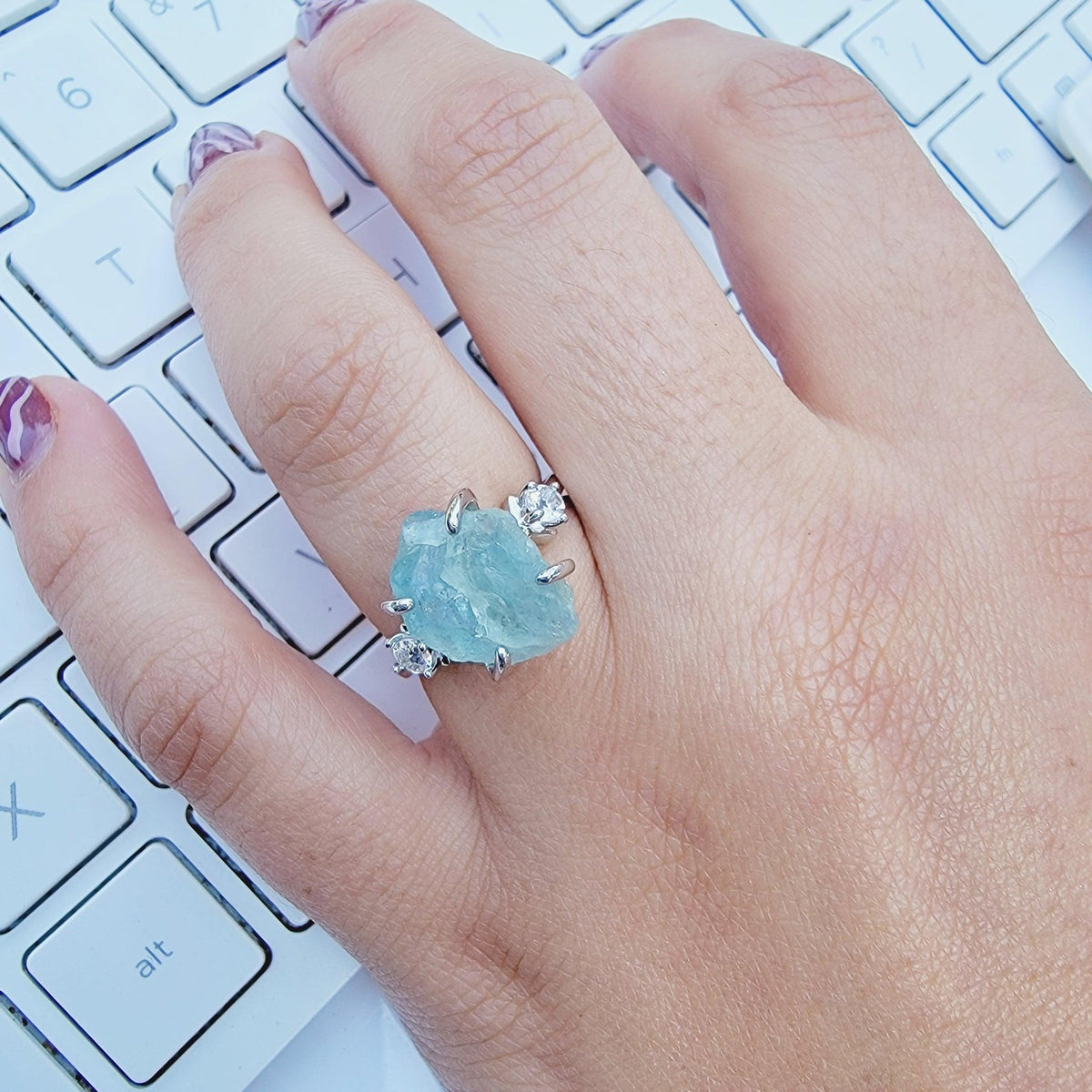 Raw Aquamarine Crystal Ring - Uniquelan Jewelry