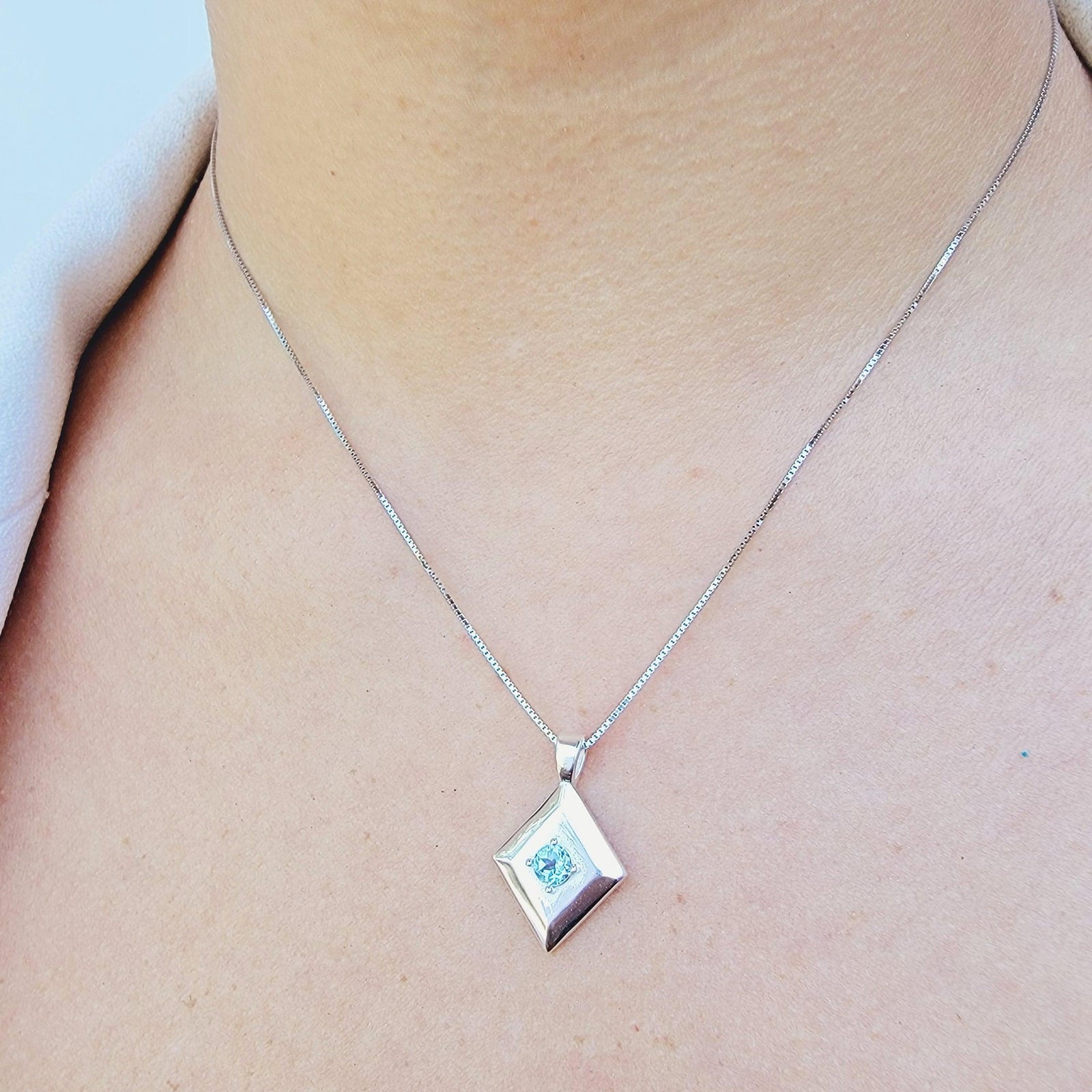 Natural Aquamarine Pendant Necklace - Uniquelan Jewelry