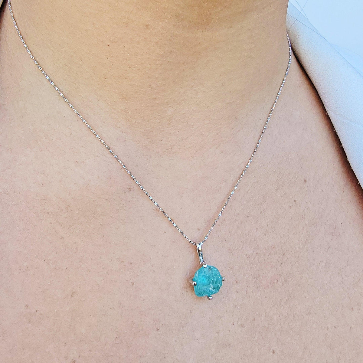 Genuine Raw Apatite Necklace - Uniquelan Jewelry