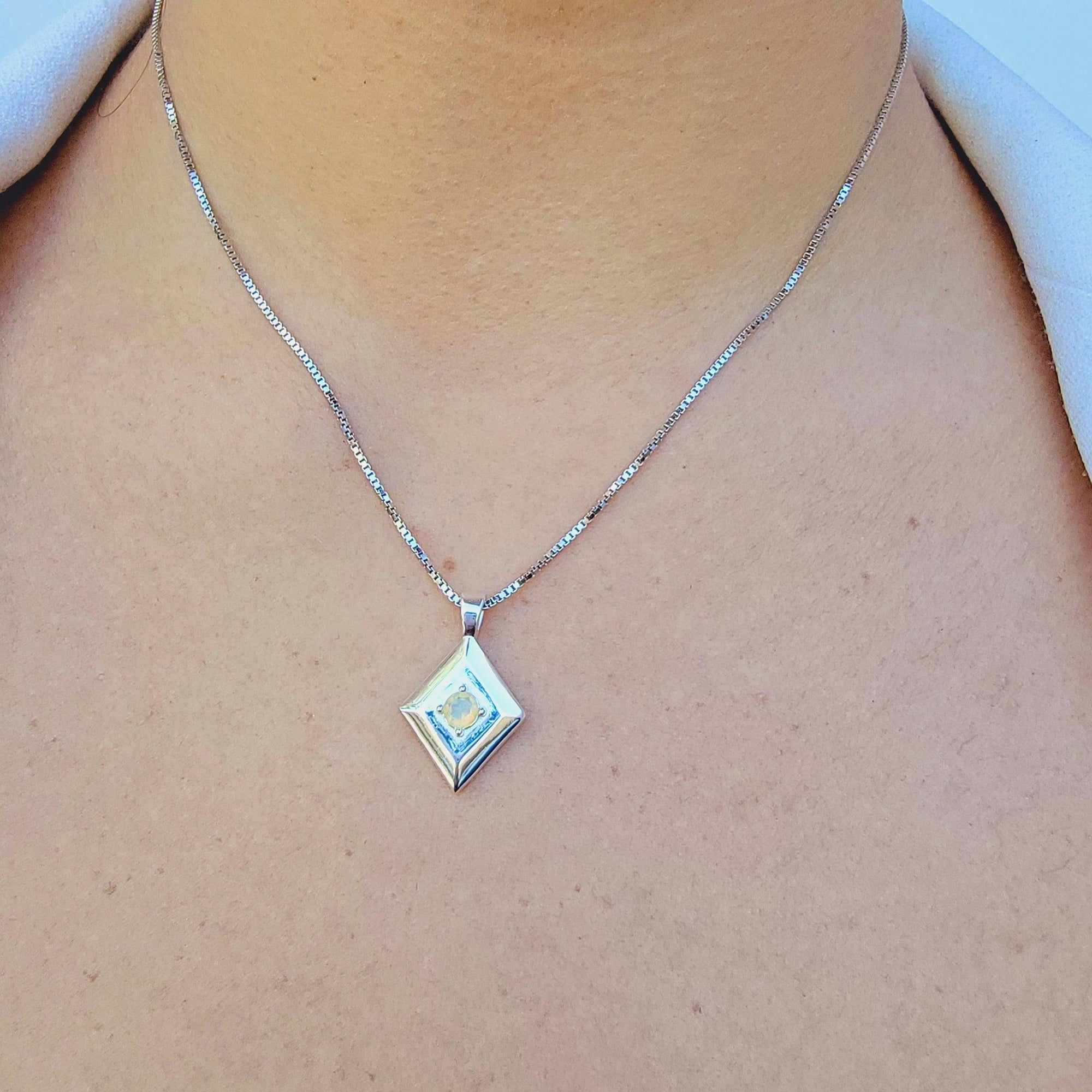 Natural Opal Pendant Necklace - Uniquelan Jewelry