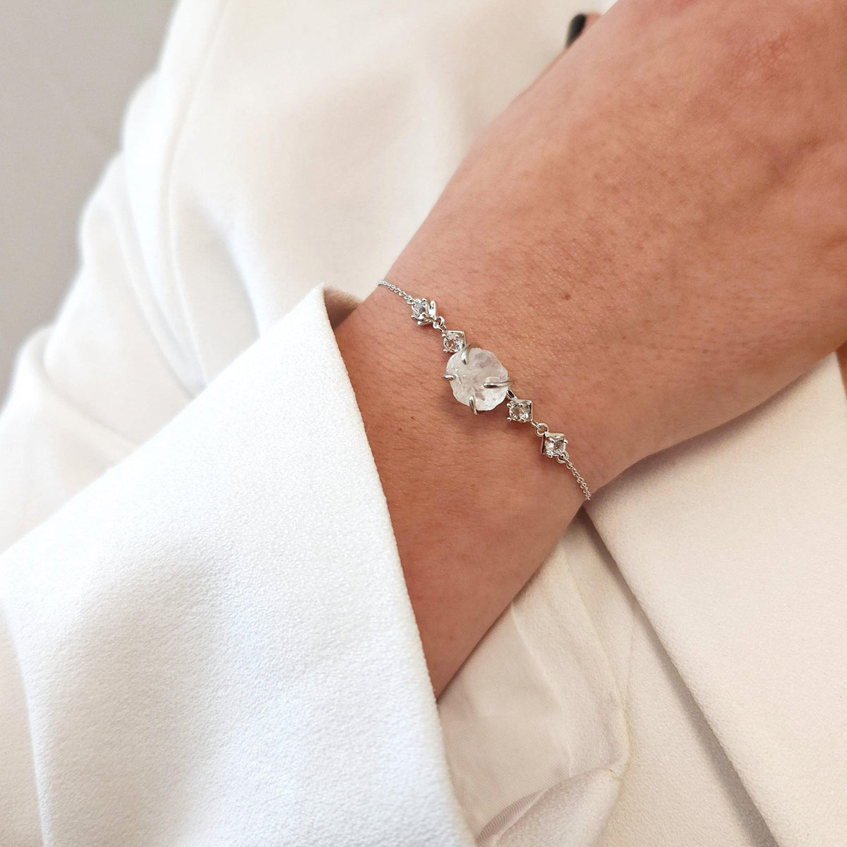 Raw Clear Quartz Chain Bracelet - Uniquelan Jewelry