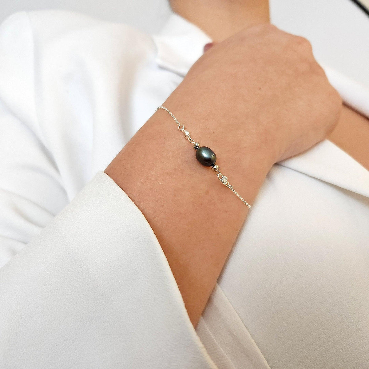 Black Pearl Chain Bracelet - Uniquelan Jewelry