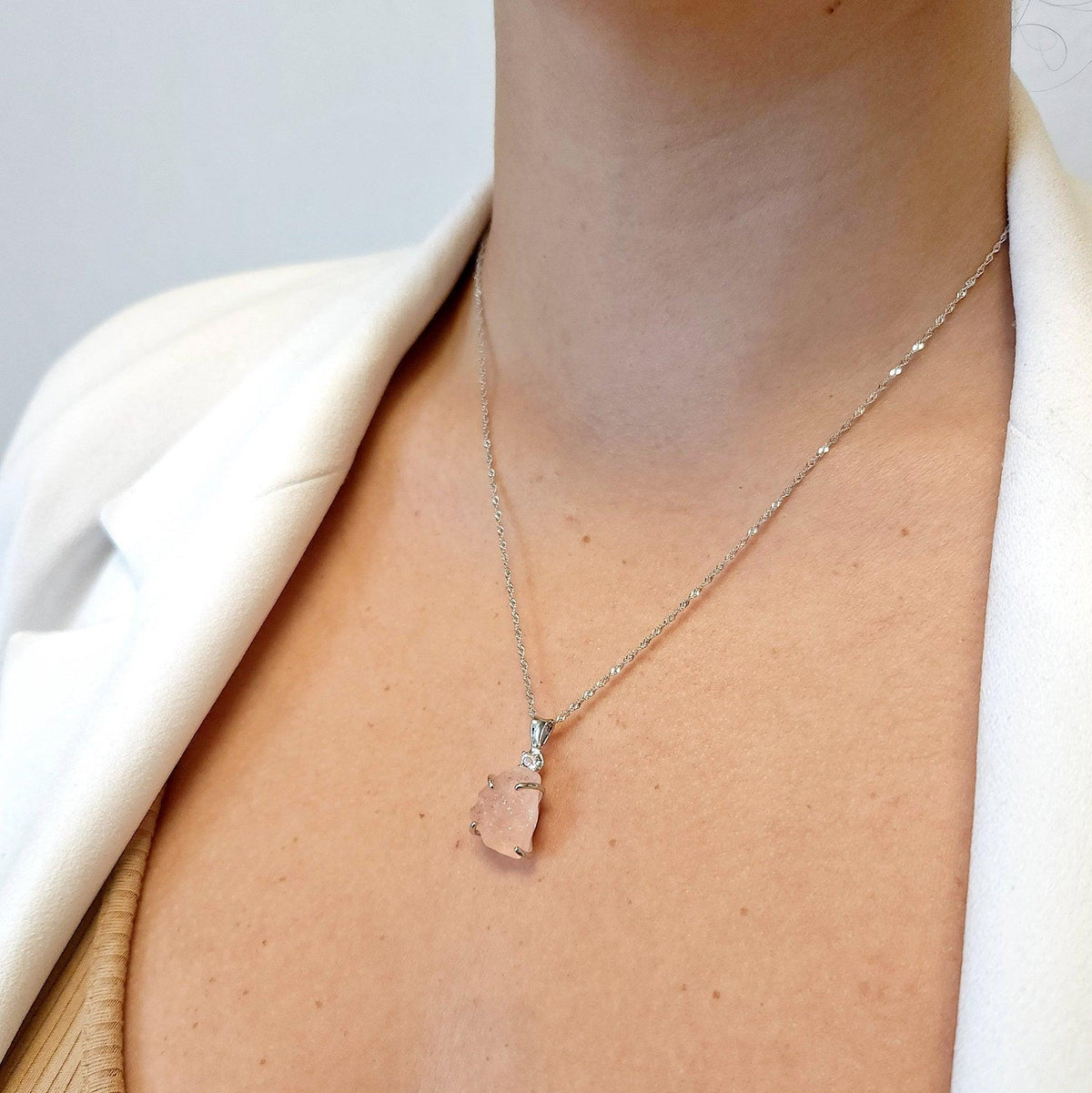 Raw Morganite Necklace - Uniquelan Jewelry