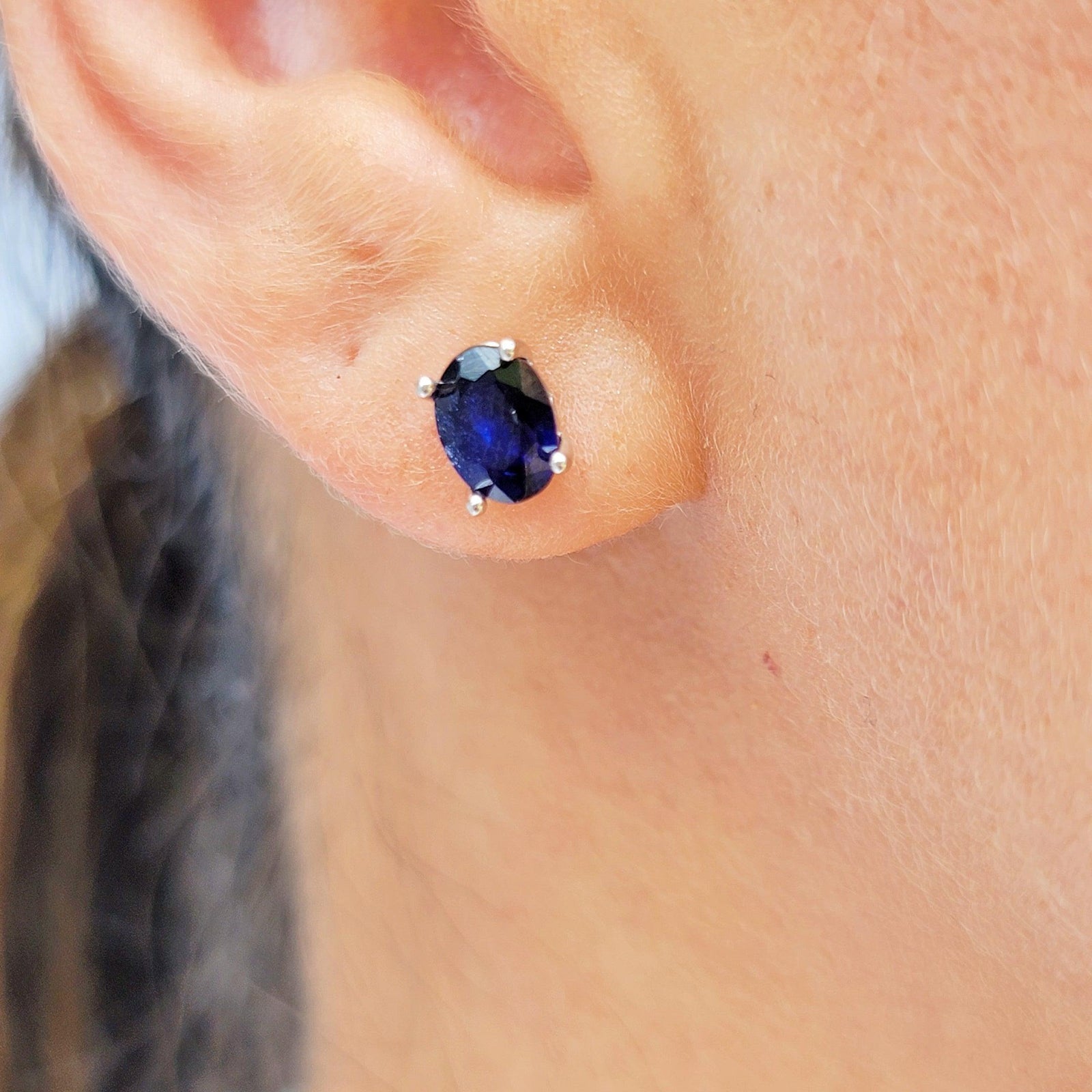 Blue Sapphire Heart Stud Earrings - Uniquelan Jewelry