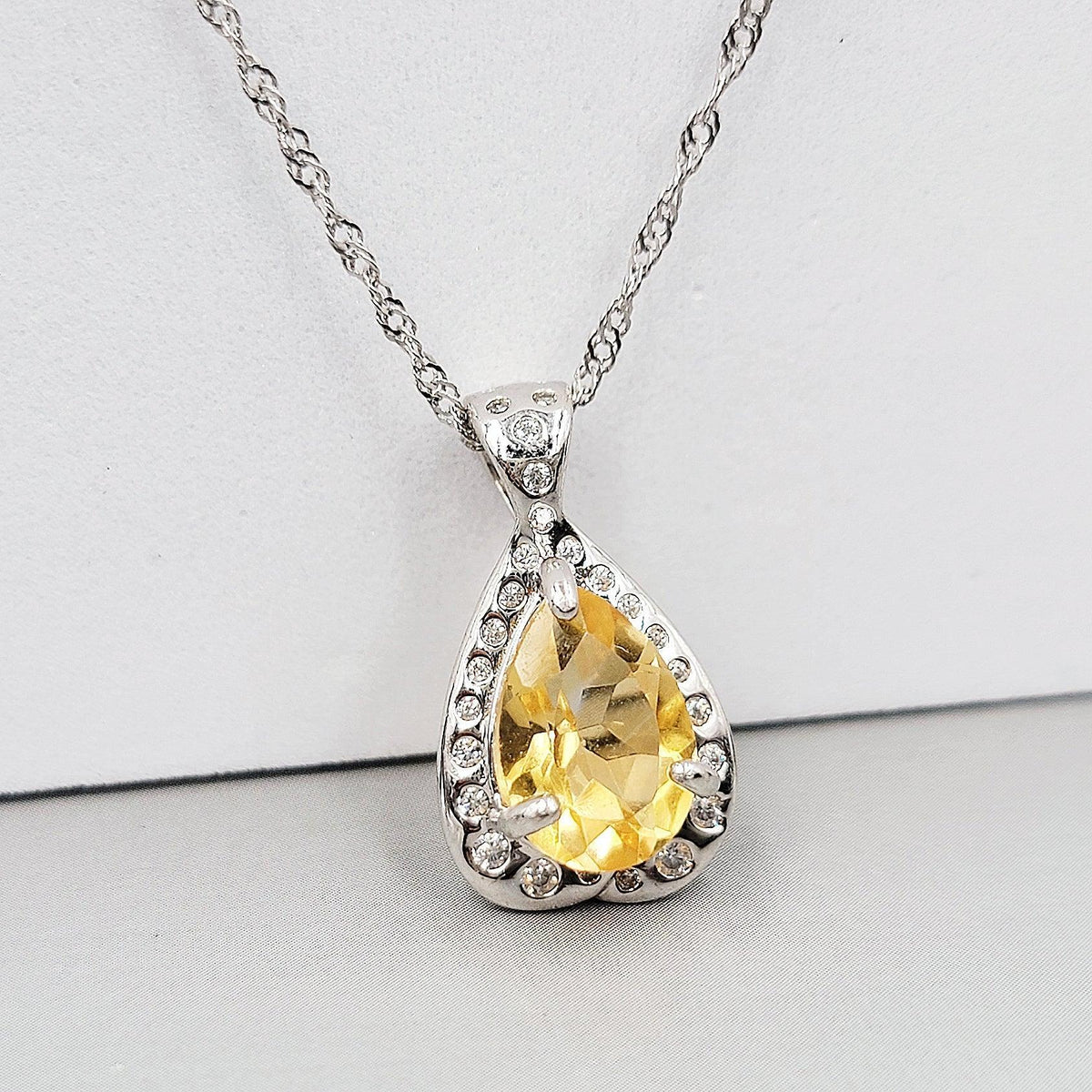 Genuine Citrine Heart Pendant Necklace - Uniquelan Jewelry