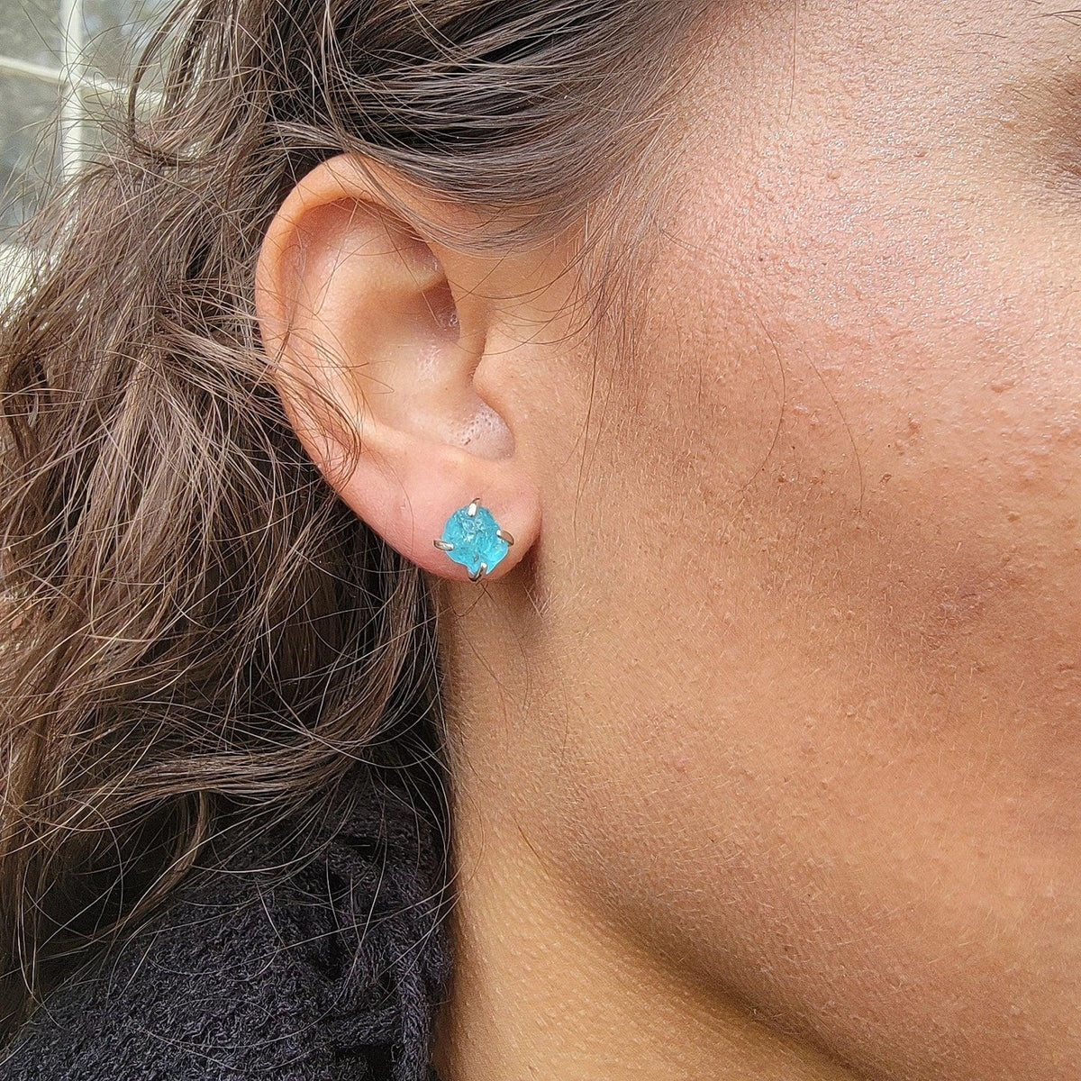 Genuine Raw Apatite Stud Earrings - Uniquelan Jewelry