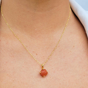 Raw Carnelian Pendant Necklace - Uniquelan Jewelry