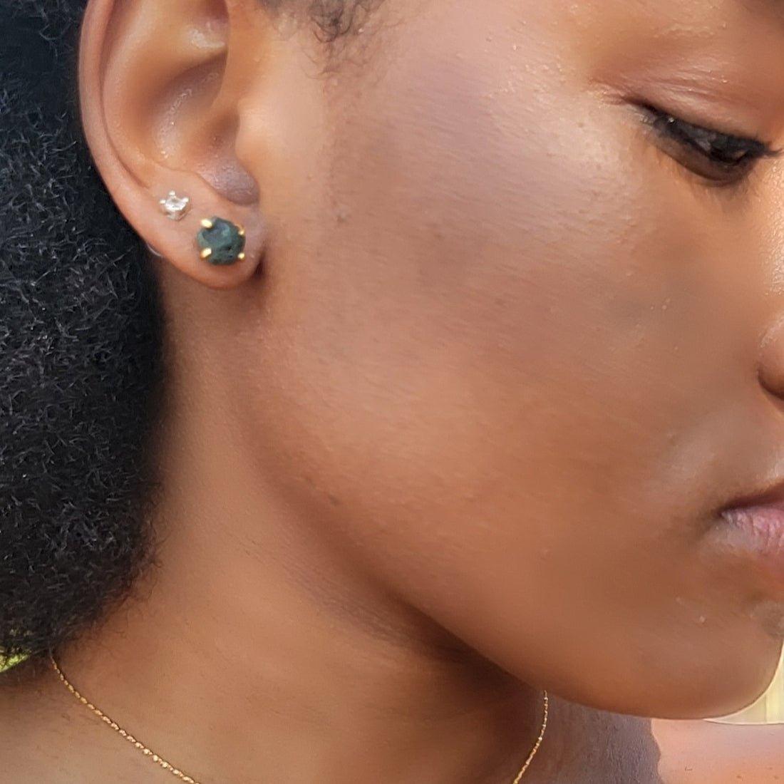 Genuine Raw Emerald Stud Earrings - Uniquelan Jewelry