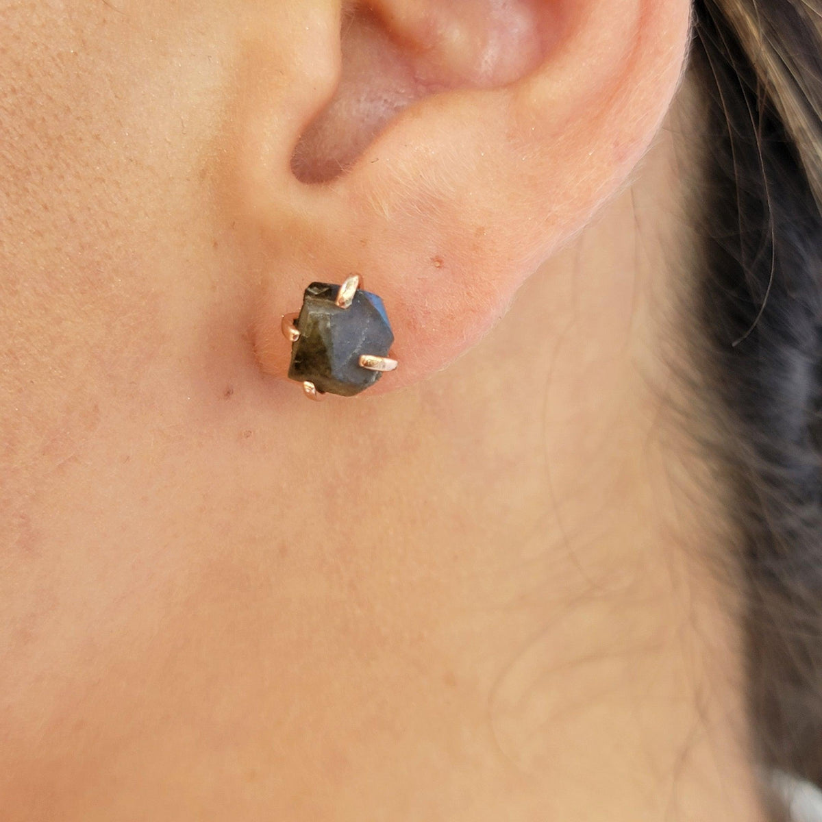 Genuine Raw Labradorite Stud Earrings - Uniquelan Jewelry