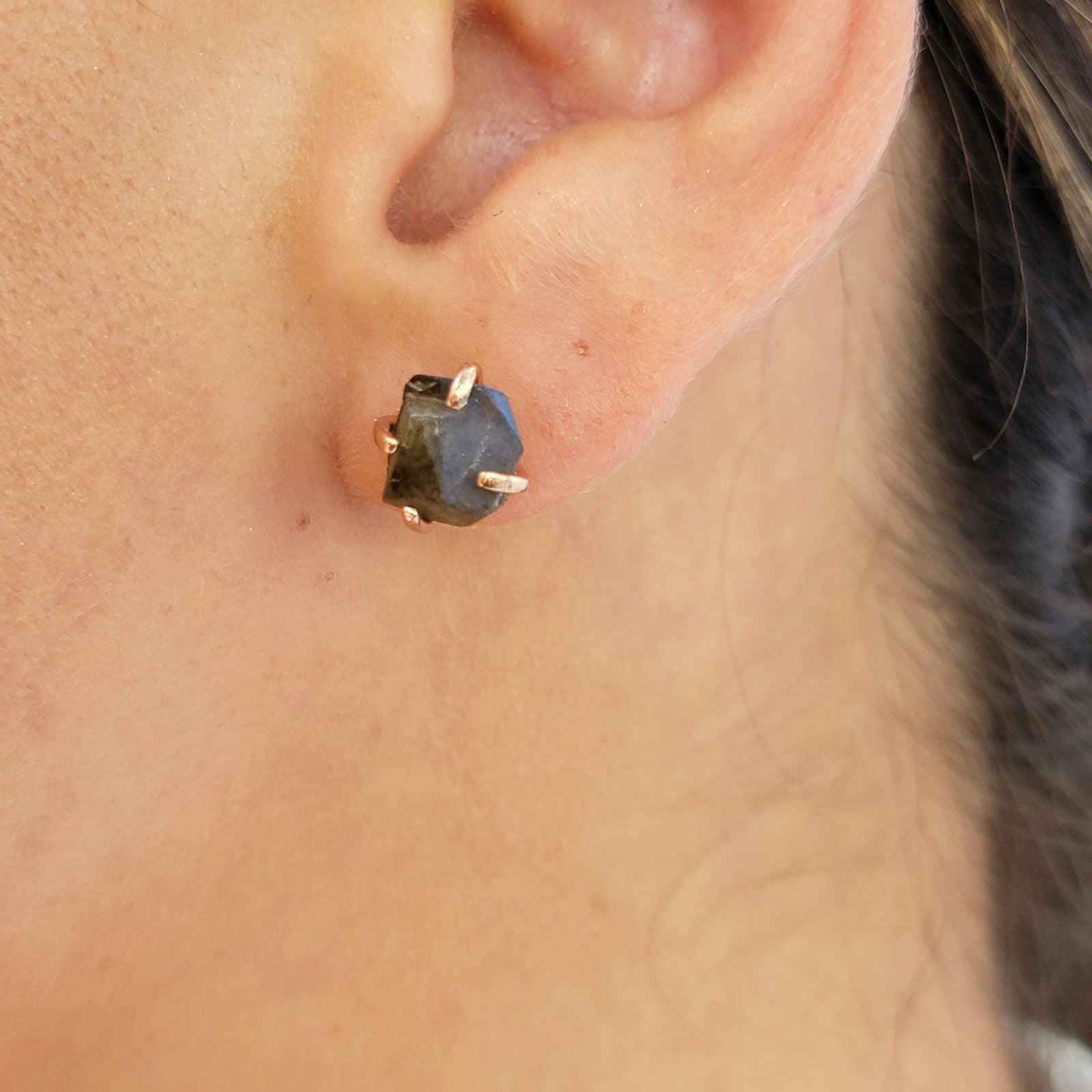 Genuine Raw Labradorite Stud Earrings - Uniquelan Jewelry