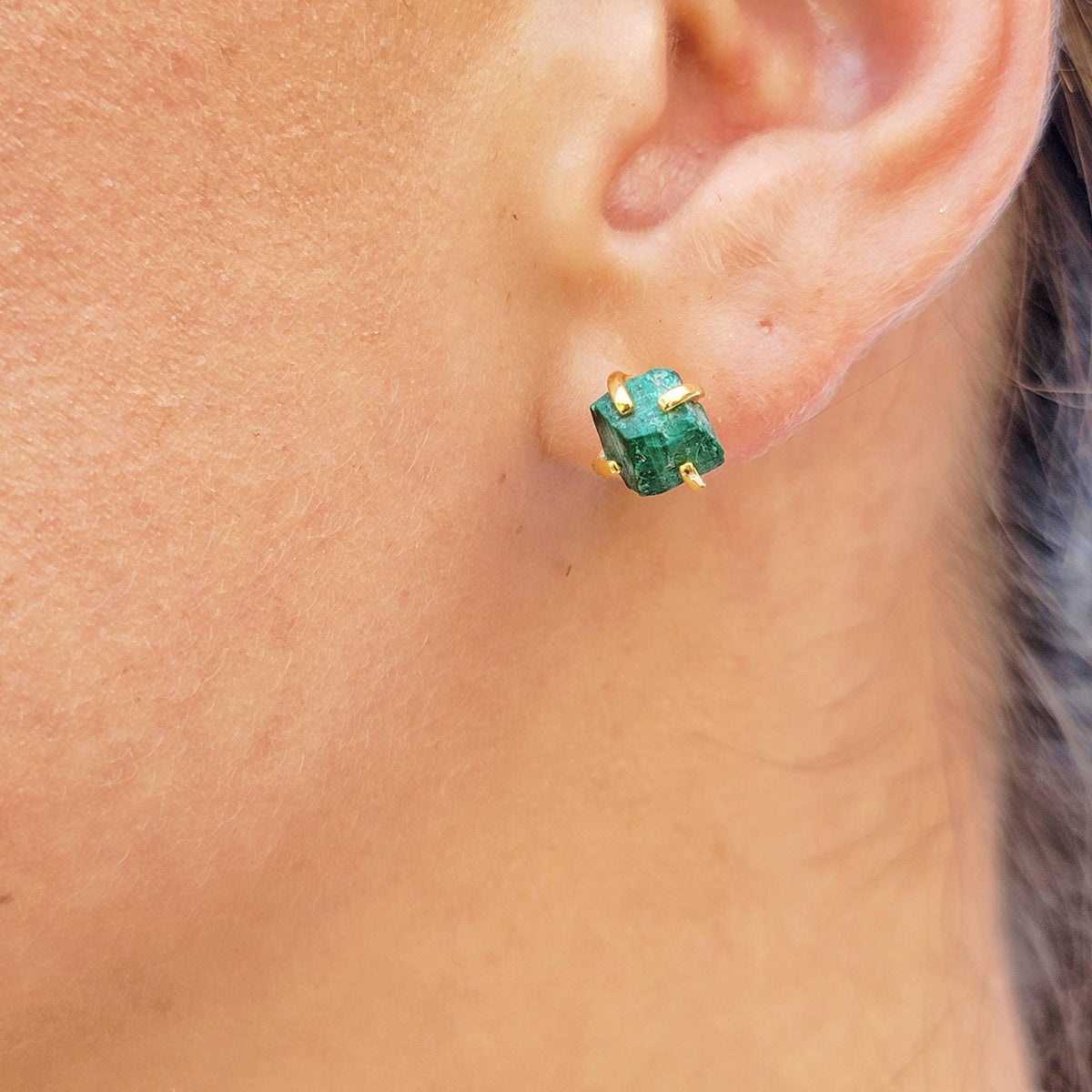 Genuine Raw Malachite Stud Earrings - Uniquelan Jewelry