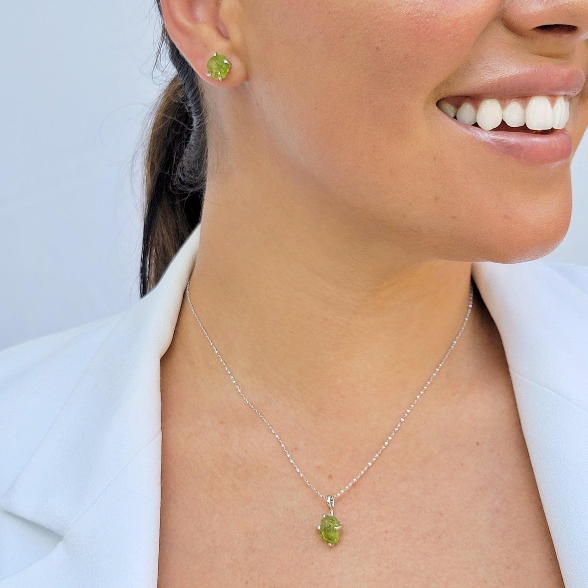 Genuine Raw Peridot Pendant Necklace - Uniquelan Jewelry