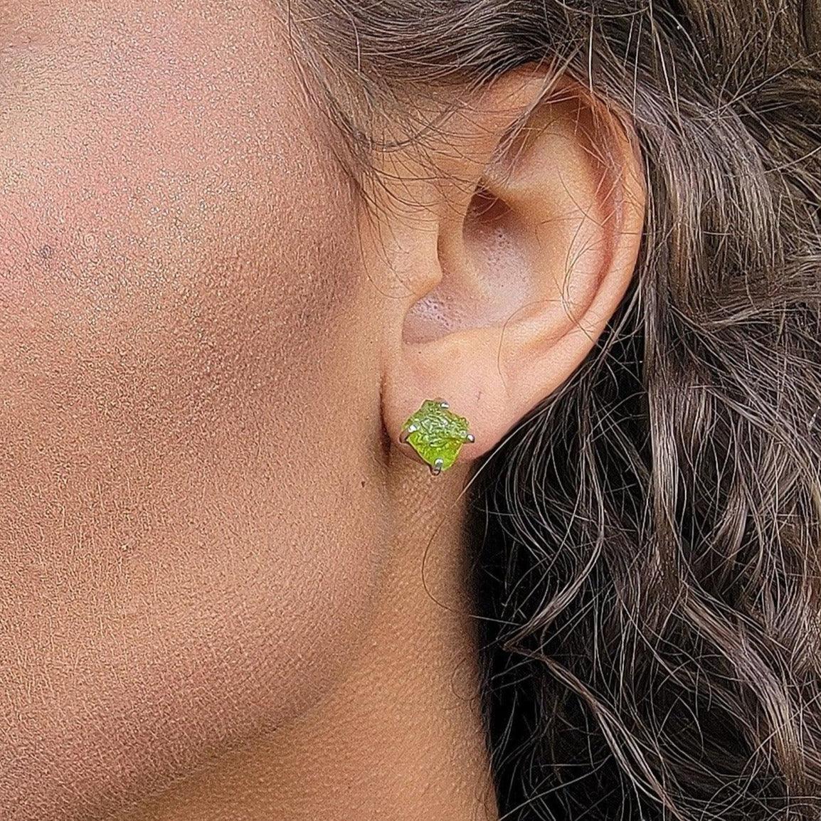 Genuine Raw Peridot Stud Earrings - Uniquelan Jewelry