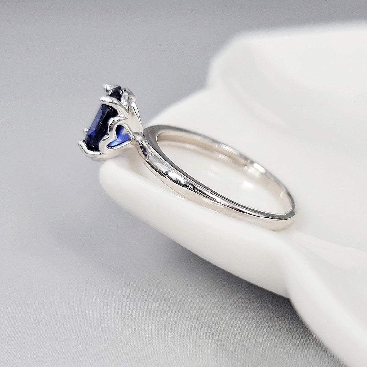 Genuine Sapphire Heart Ring - Uniquelan Jewelry