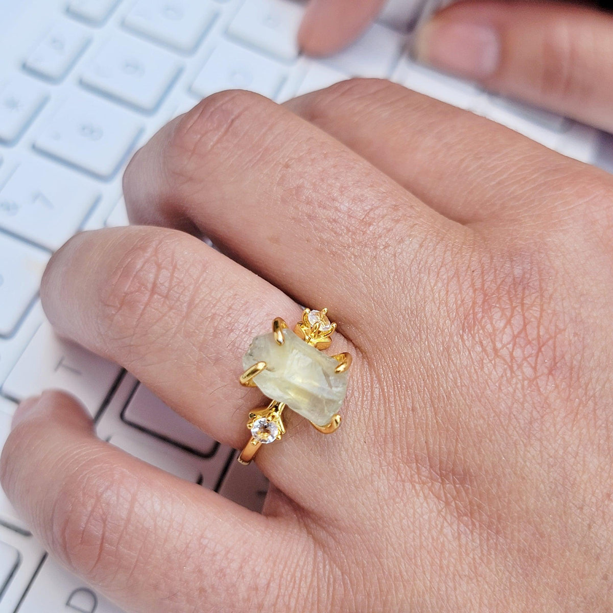 Green Amethyst Crystal Ring - Uniquelan Jewelry