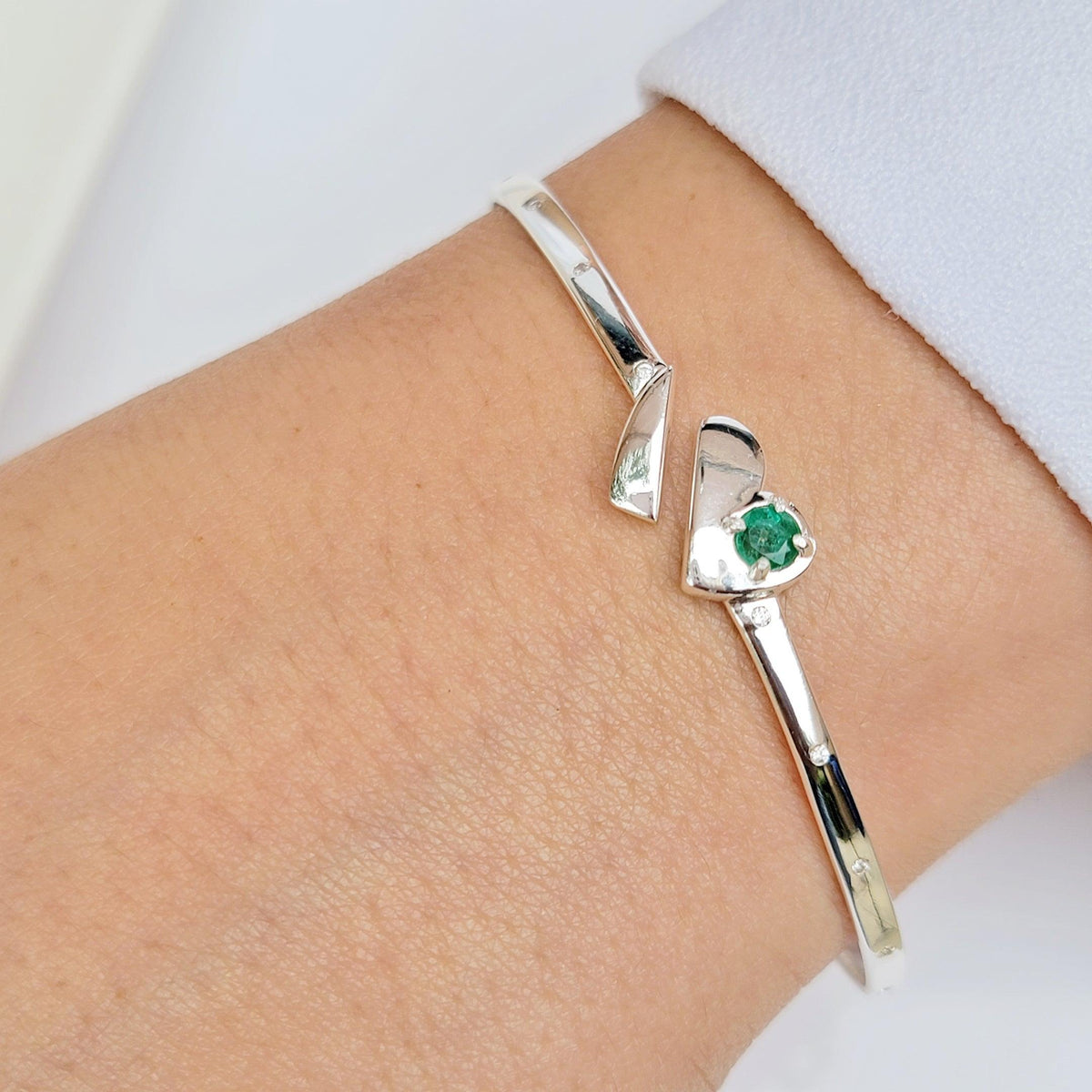 Natural Emerald Heart Bracelet - Uniquelan Jewelry