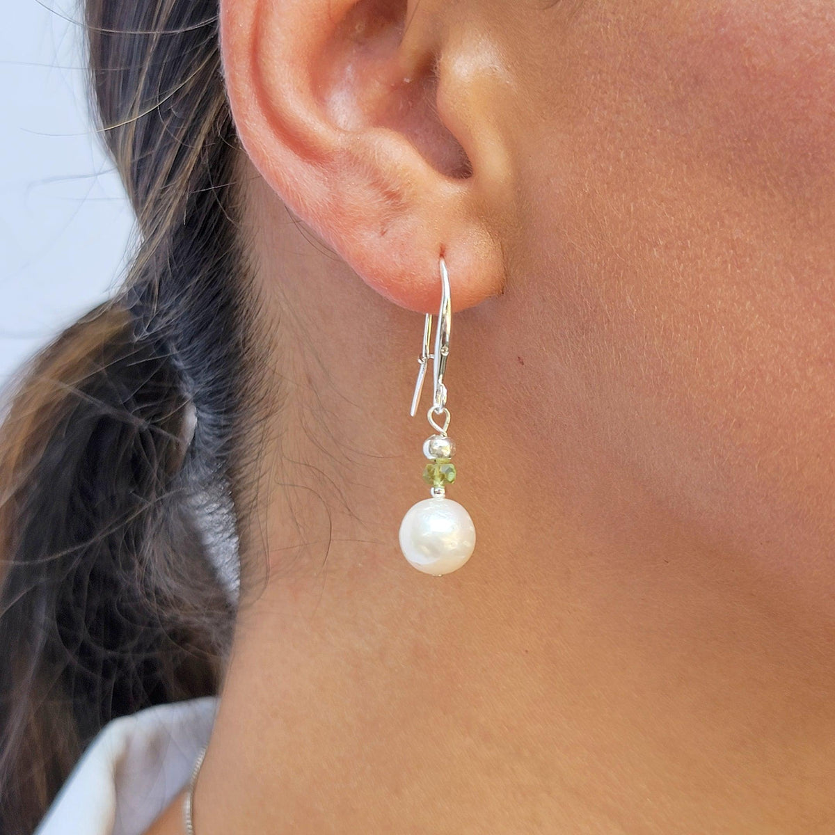 Peridot and Pearl Drop Earrings - Uniquelan Jewelry