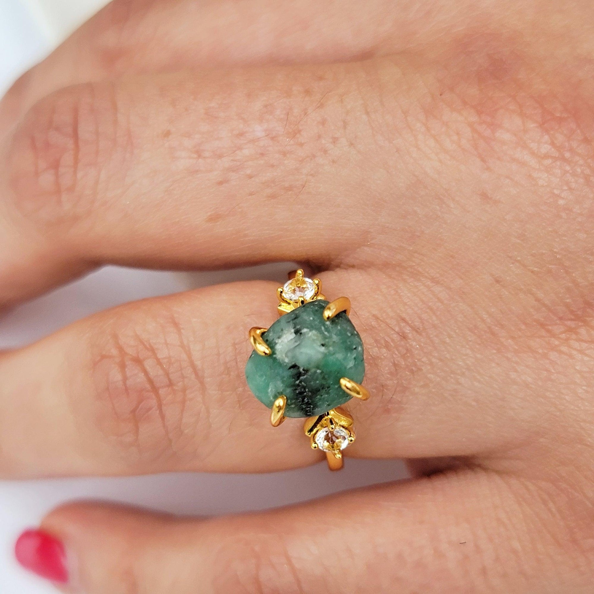Raw Brazil Emerald Ring - Uniquelan Jewelry