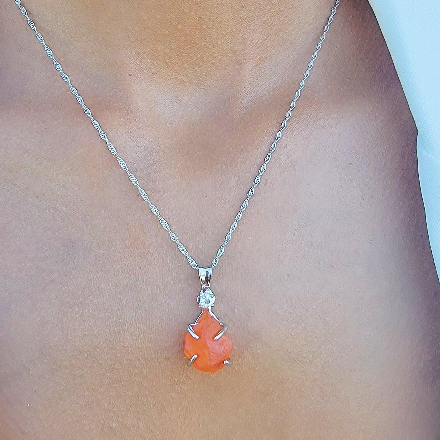 Carnelian chips crystal Necklace