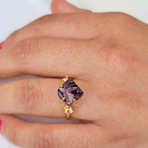 Raw Color Changing Alexandrite Ring - Uniquelan Jewelry