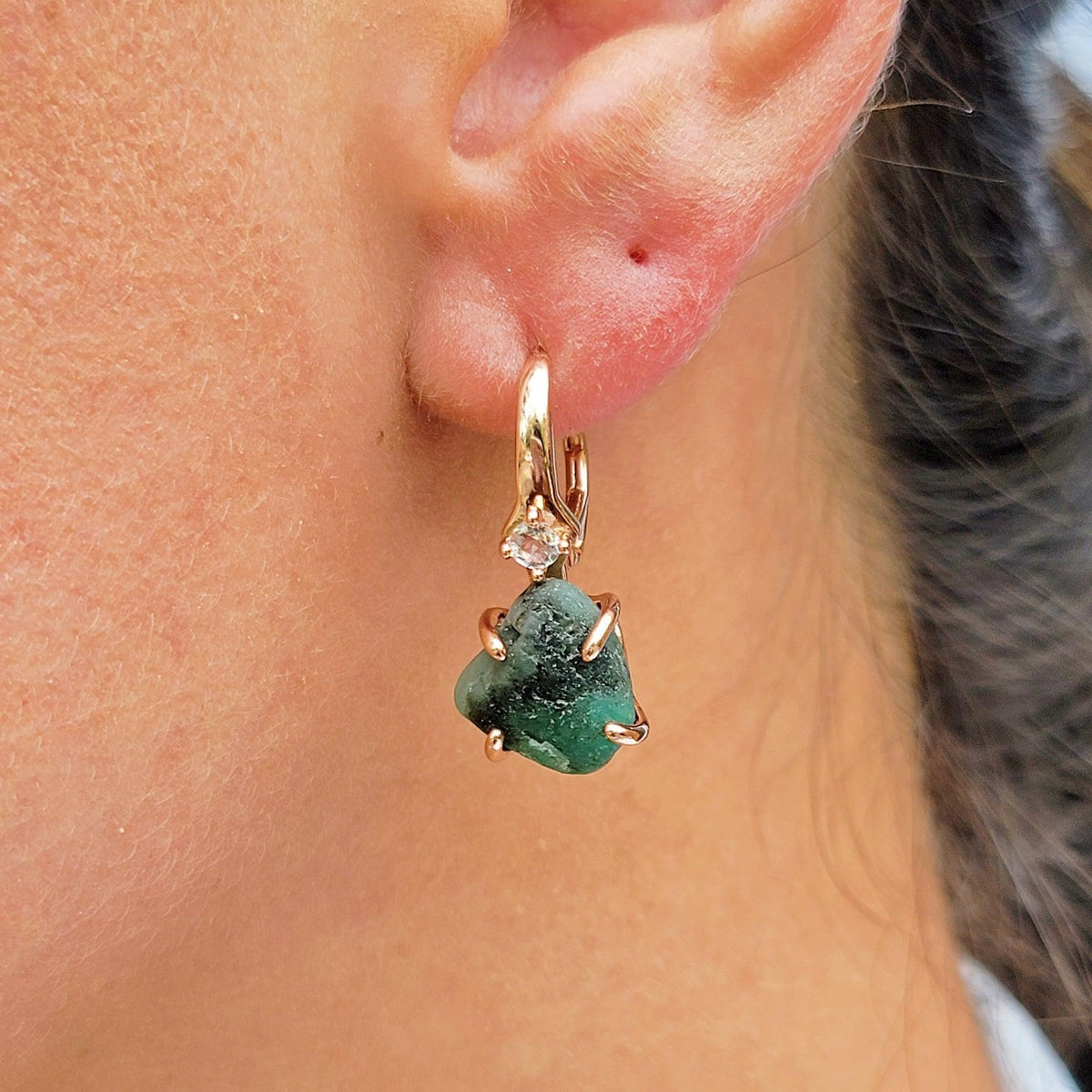 Raw Emerald Drop Earrings - Uniquelan Jewelry
