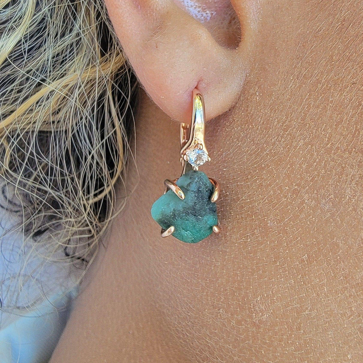 Raw Emerald Drop Earrings - Uniquelan Jewelry