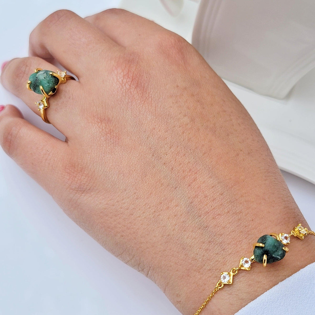 Raw Emerald Ring and Bracelet Set - Uniquelan Jewelry