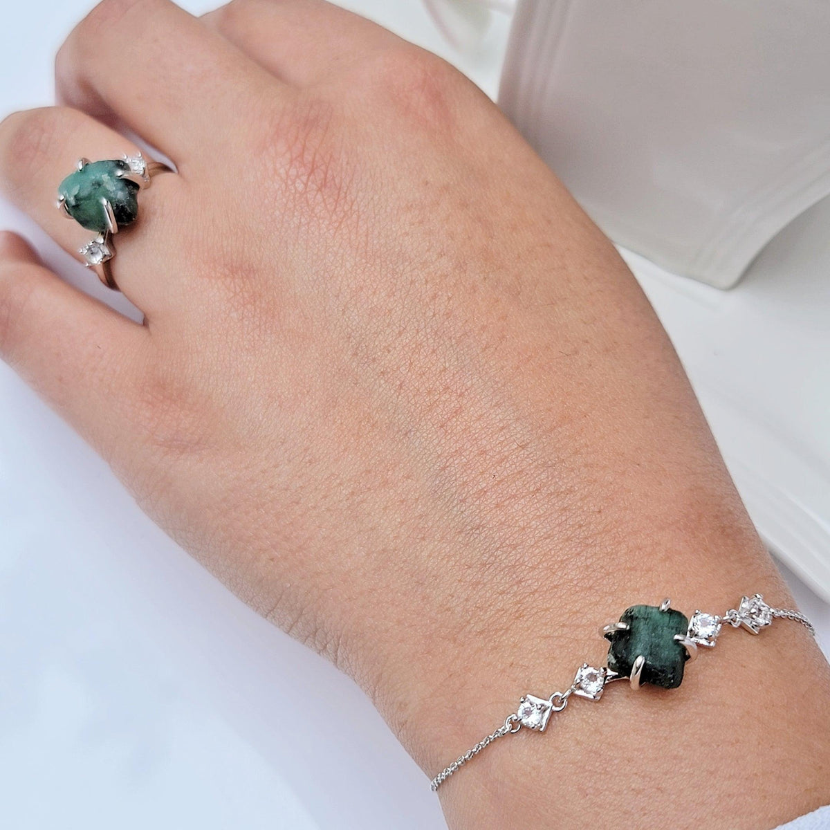 Raw Emerald Ring and Bracelet Set - Uniquelan Jewelry