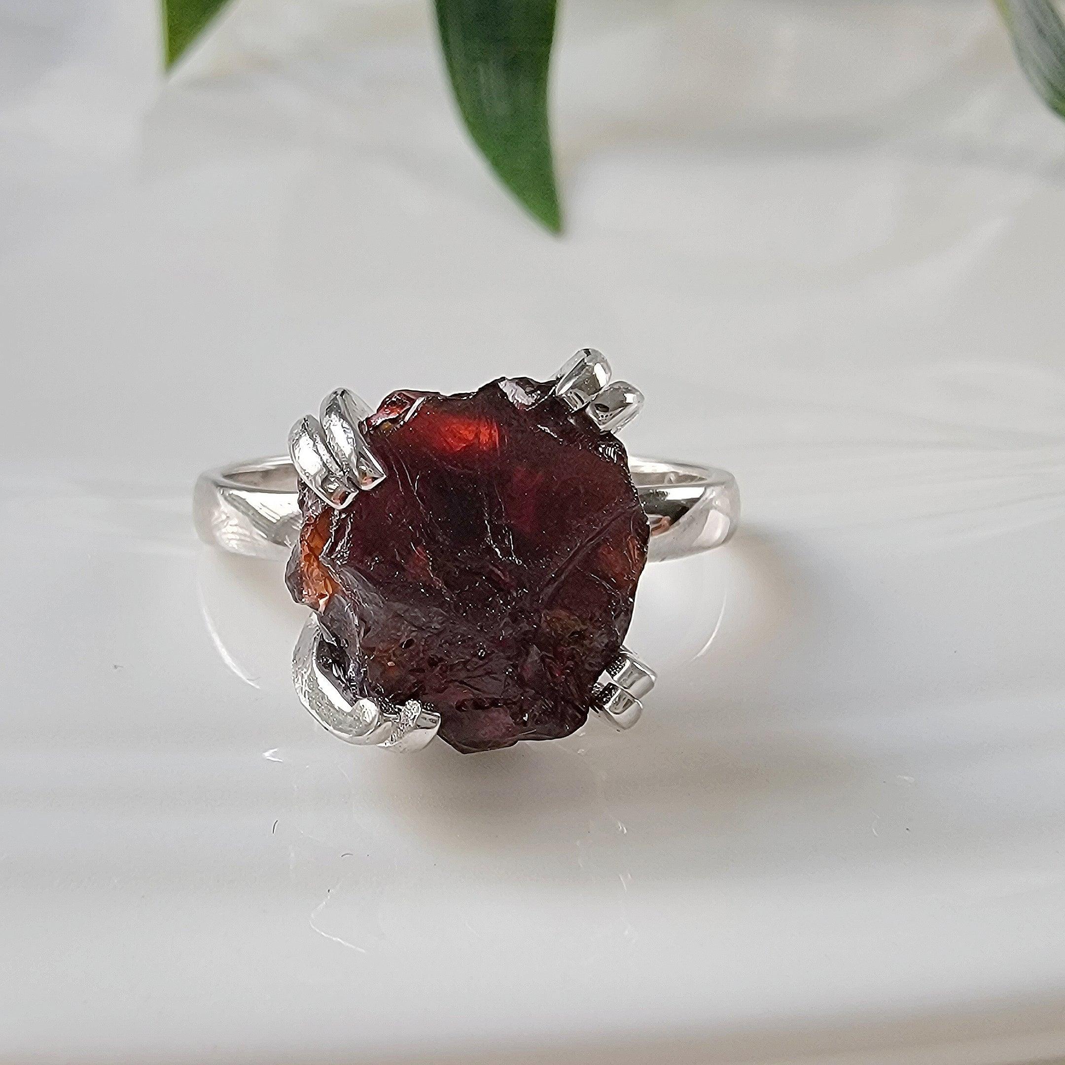 Raw store garnet ring