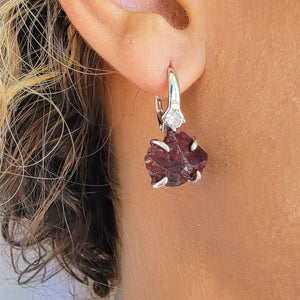 Raw Garnet Drop Earrings - Uniquelan Jewelry