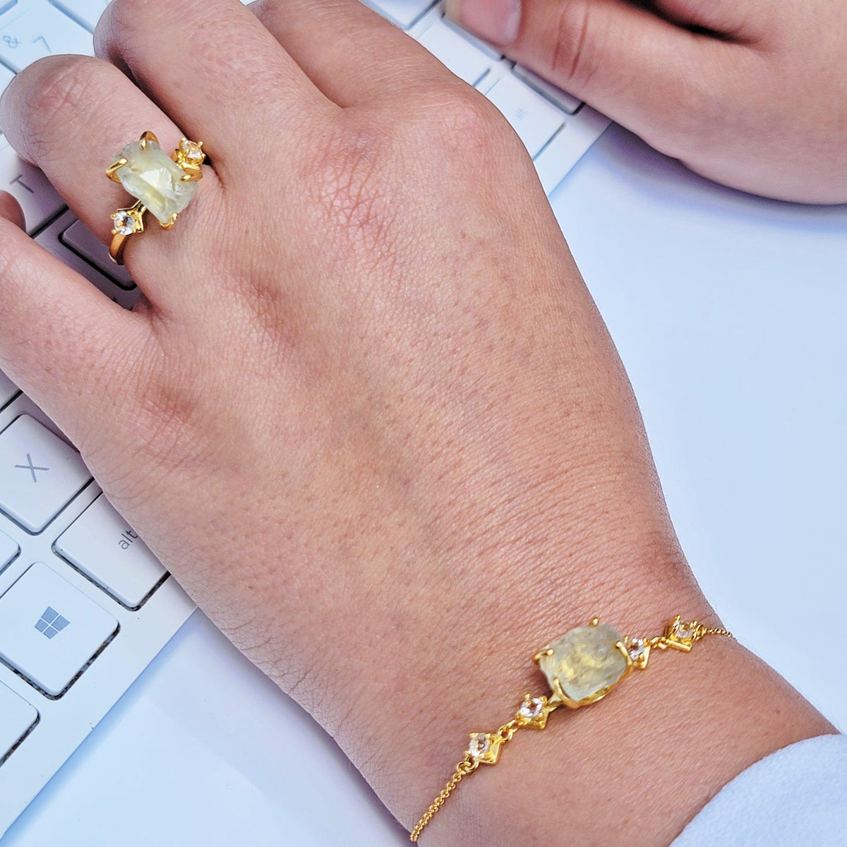 Raw Green Amethyst Chain Bracelet - Uniquelan Jewelry