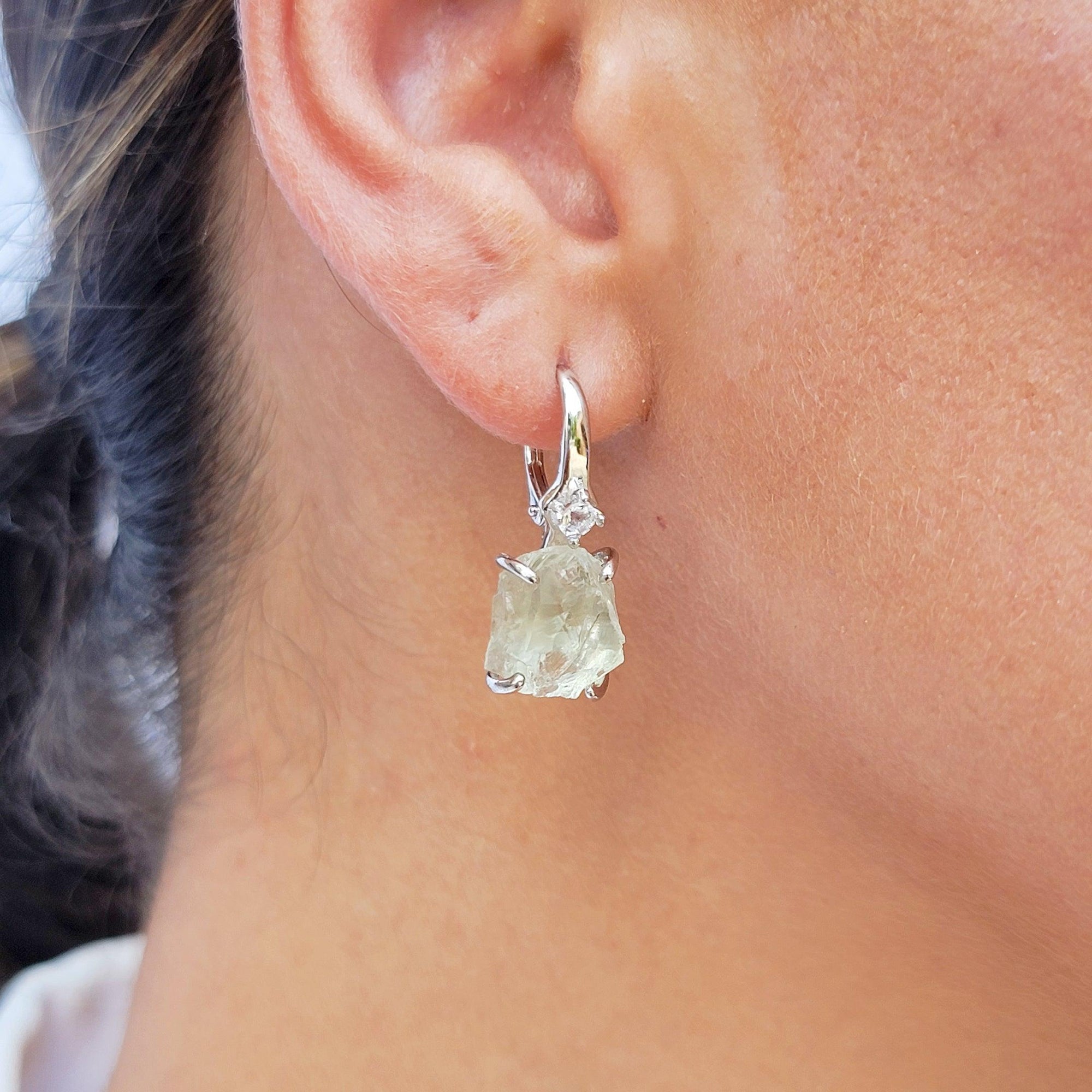 Raw Green Amethyst Drop Earrings - Uniquelan Jewelry