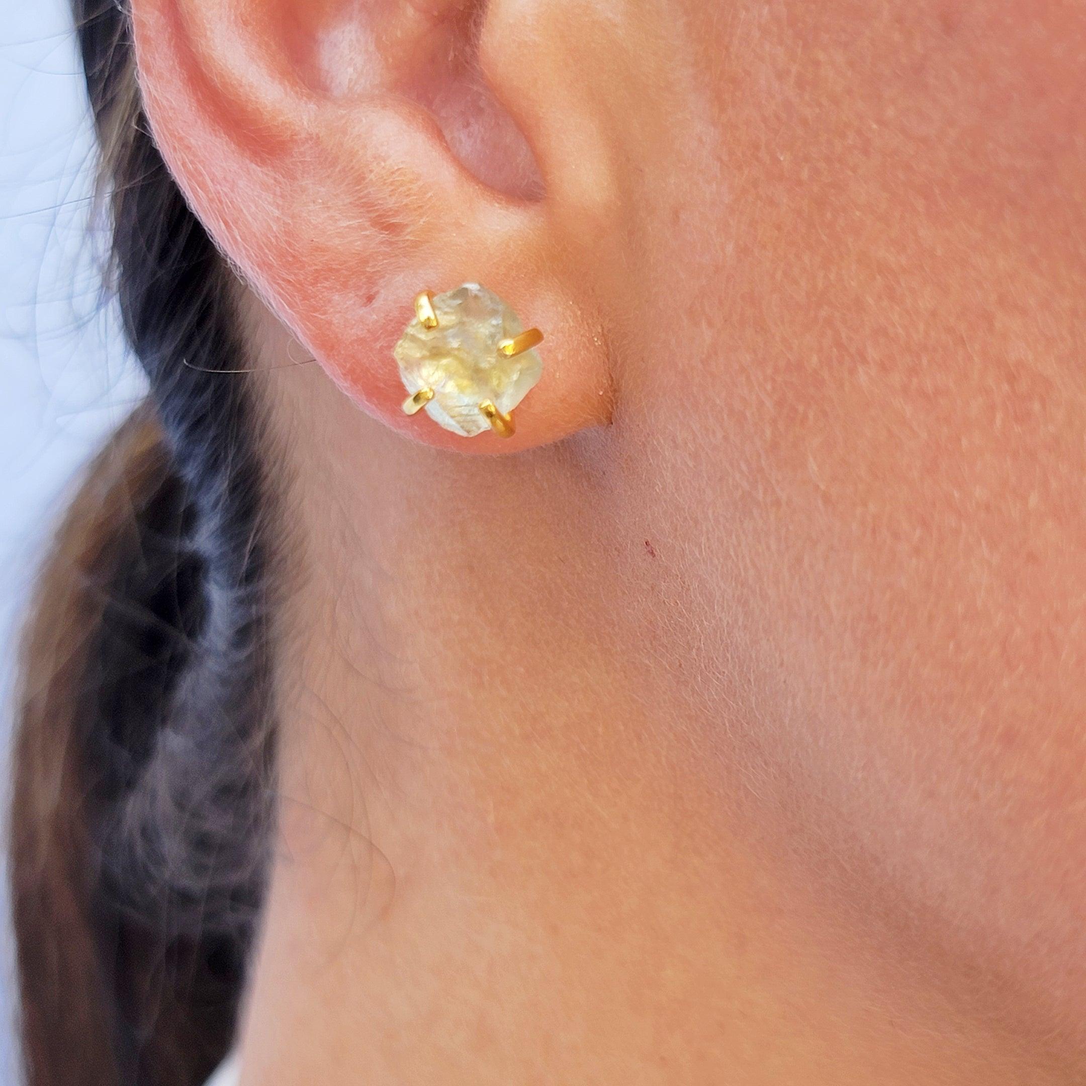 Buy 1800+ Gold Earrings Online | BlueStone.com - India's #1 Online Jewellery  Brand