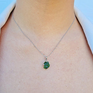 Raw Green Tourmaline Necklace - Uniquelan Jewelry