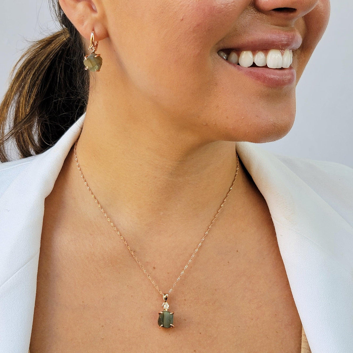 Raw Labradorite Necklace and Drop Earrings Set - Uniquelan Jewelry