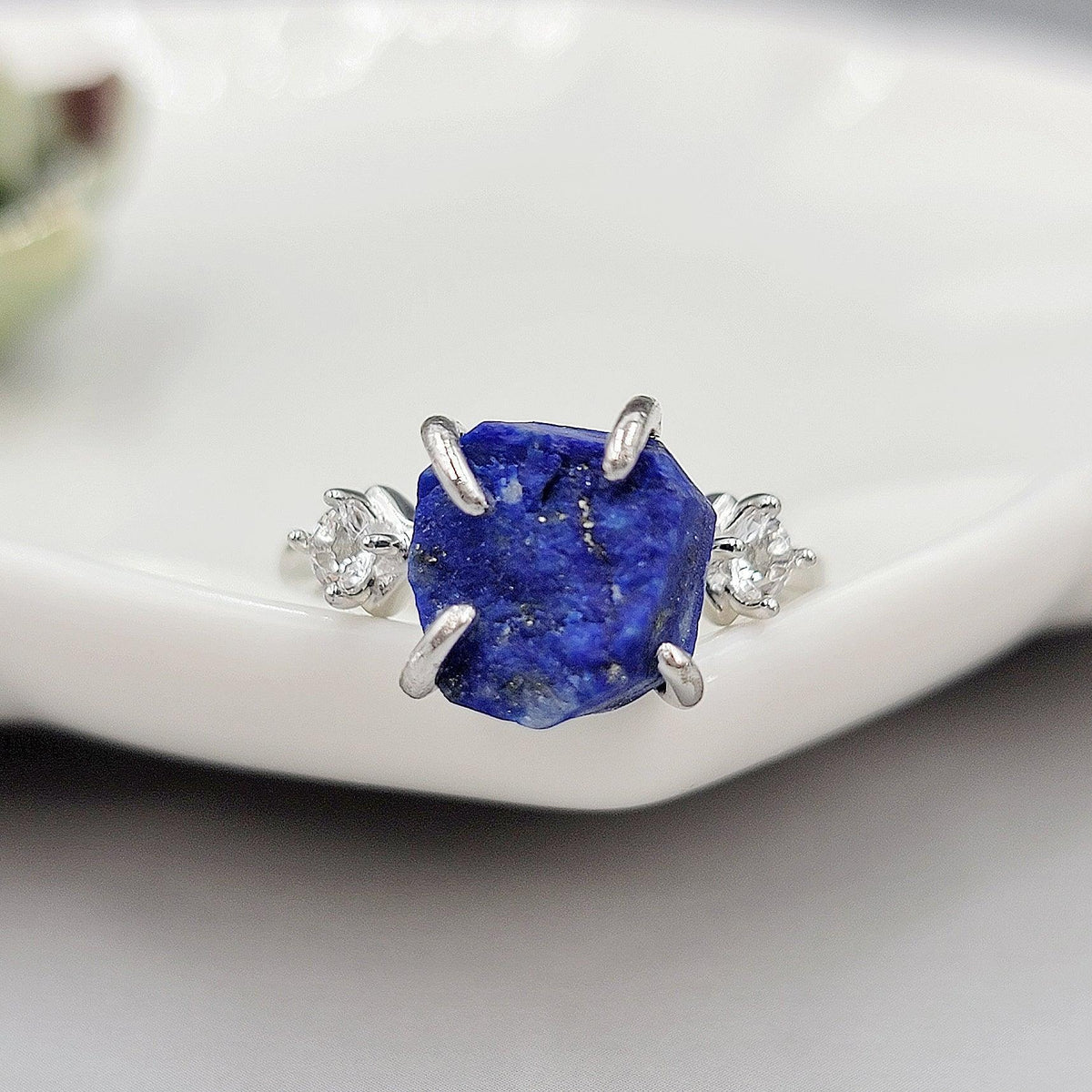 Raw Lapis Lazuli Ring - Uniquelan Jewelry
