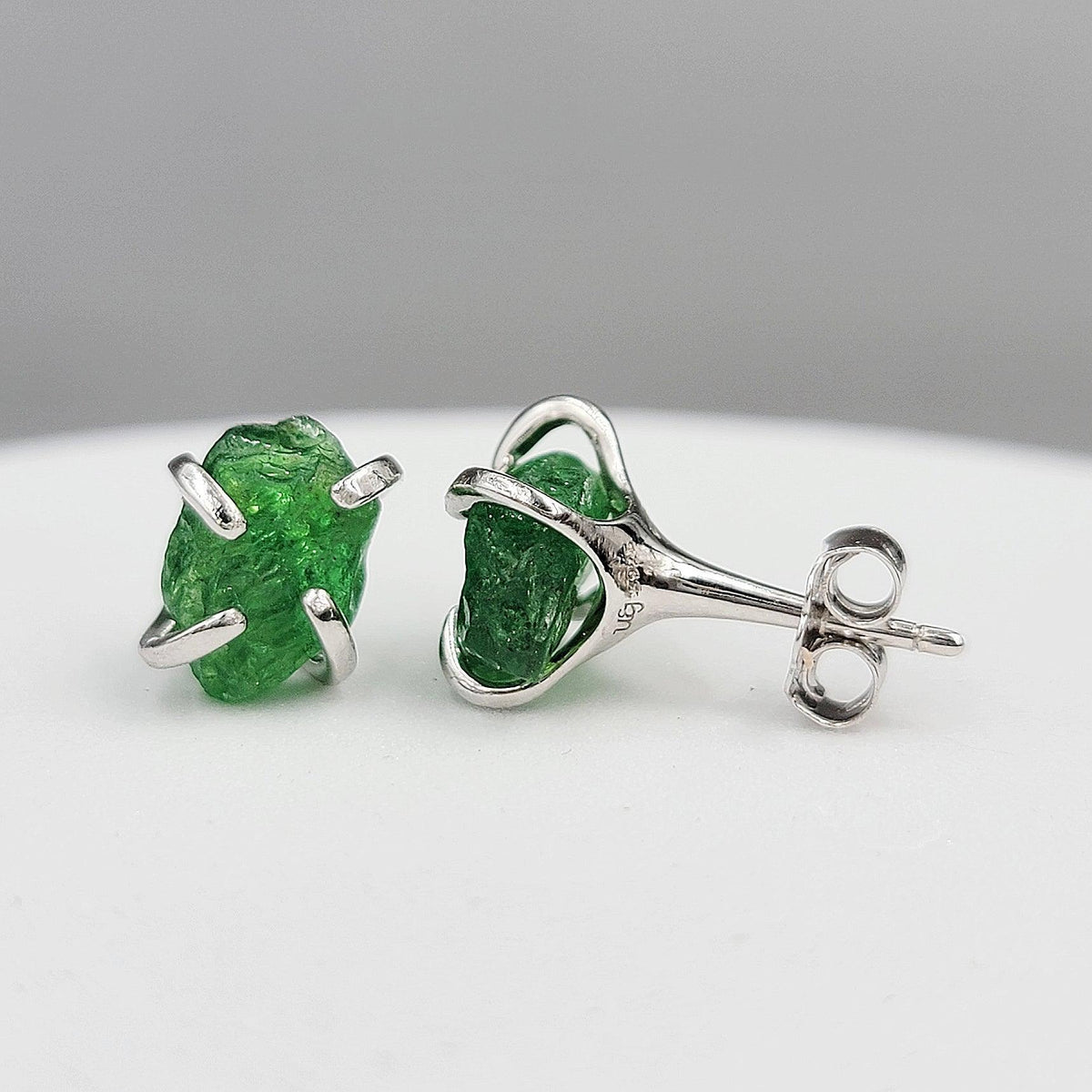 Raw Tsavorite Garnet Stud Earrings - Uniquelan Jewelry