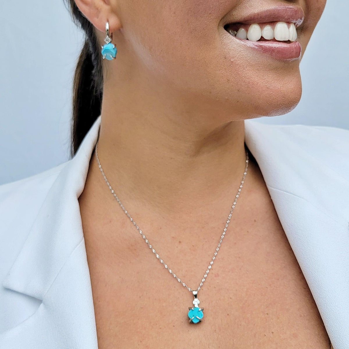 Raw Turquoise Pendant Necklace - Uniquelan Jewelry